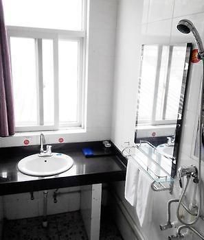 Luoyang Lerujia Hotel Экстерьер фото